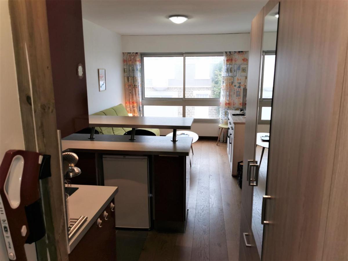 Residence Les Pins 莱萨布勒-多洛讷 外观 照片